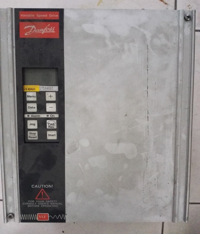 Danfoss inverter maintenance Danfoss inverter vlt3004 series maintenance power on no display maintenance 